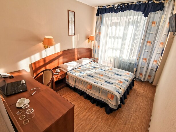 Imagen general del Hotel Tropicana Park Country Club. Foto 10