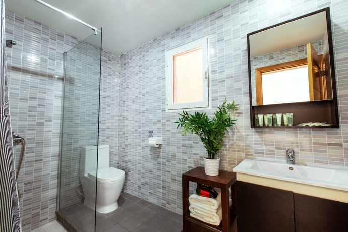 Imagen de la habitación del Hotel Tropicana Suites Deluxe Beach Club and Pool. Foto 13