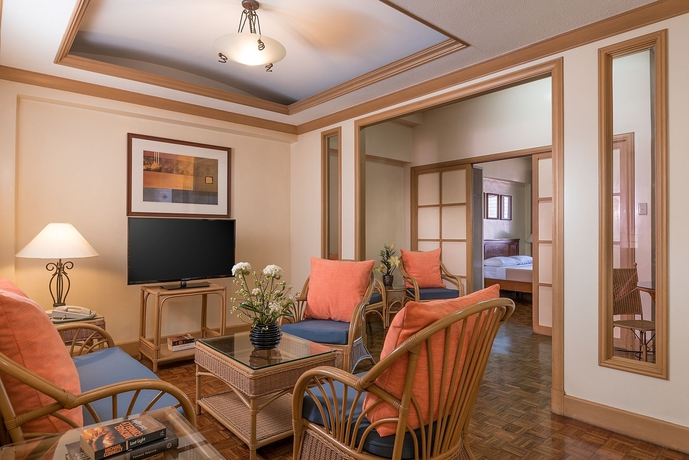 Imagen de los interiores del Hotel Tropicana Suites. Foto 11