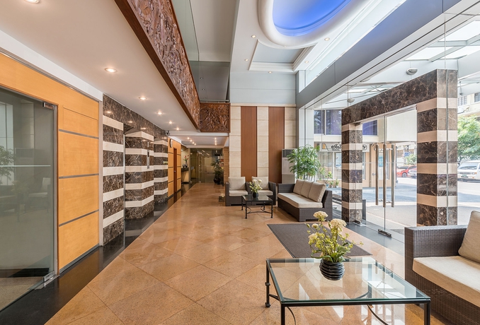 Imagen de los interiores del Hotel Tropicana Suites. Foto 12