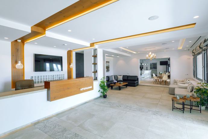 Imagen del bar/restaurante del Hotel Tropicana , Suites and Villas Mykonos. Foto 2