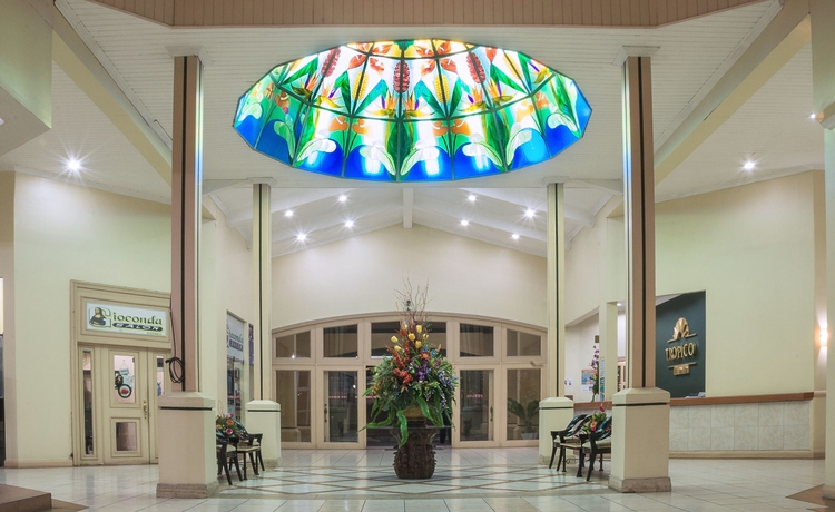 Imagen de los interiores del Hotel Tropico Inn. Foto 10