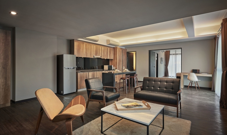 Imagen de los interiores del Hotel Tropics Eight Suites. Foto 17