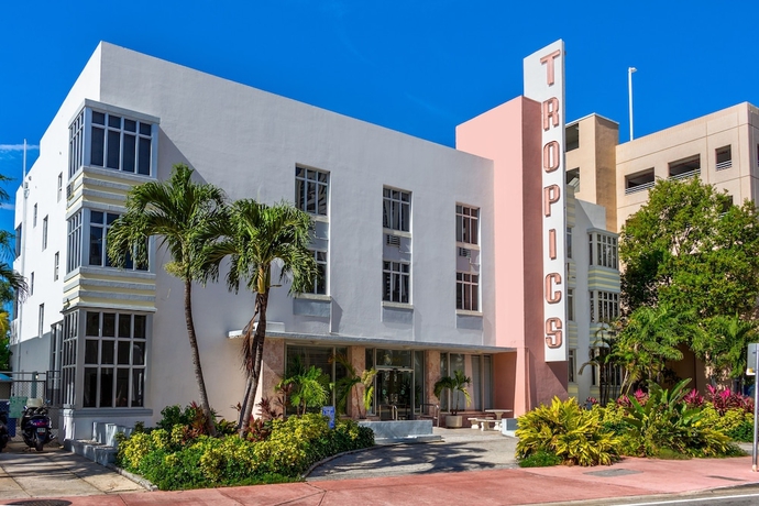Imagen general del Hotel Tropics. Foto 1