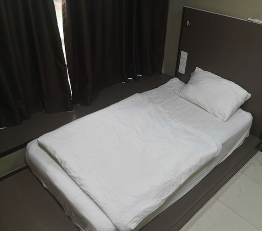 Imagen de la habitación del Hotel Tropika Garden Kulai. Foto 7