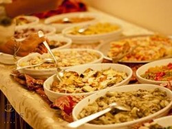 Imagen del bar/restaurante del Hotel Tropis. Foto 10