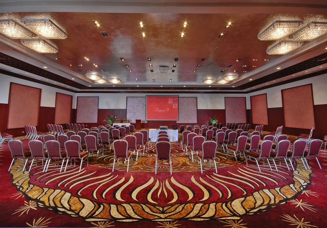 Imagen de los interiores del Hotel Tropitel Sahl Hasheesh Resort. Foto 14