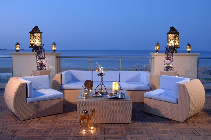 Imagen del bar/restaurante del Hotel Tropitel Sahl Hasheesh Resort. Foto 7