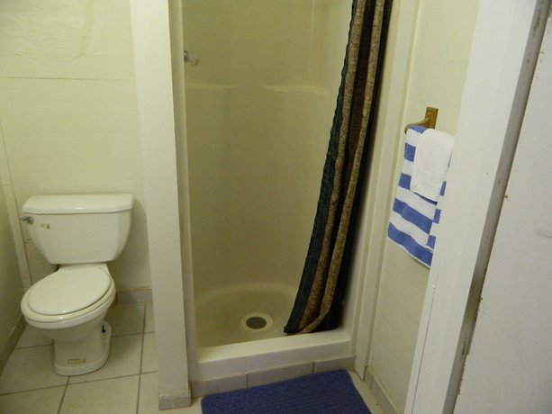Imagen de la habitación del Hotel Tropizar Motel. Foto 4