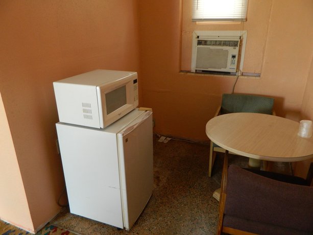 Imagen de la habitación del Hotel Tropizar Motel. Foto 5