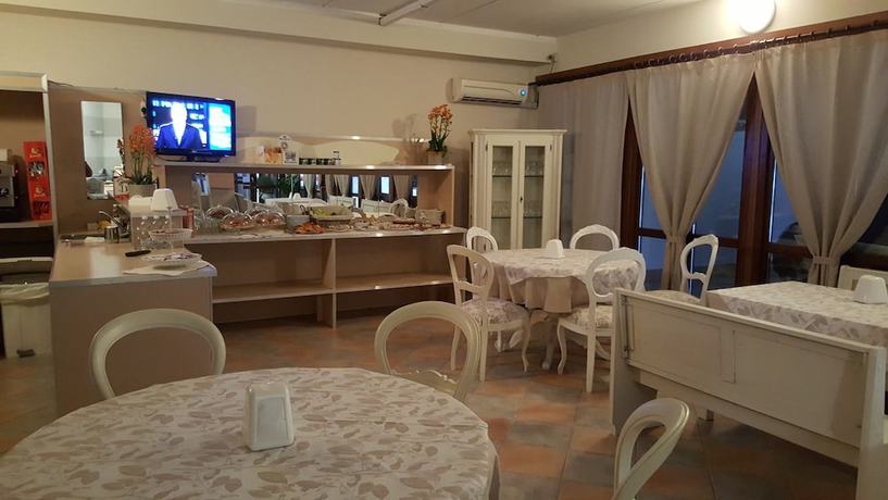 Imagen del bar/restaurante del Hotel Trotter. Foto 2