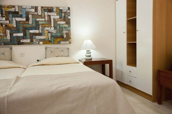 Imagen general del Hotel Troulakis Beach. Foto 9