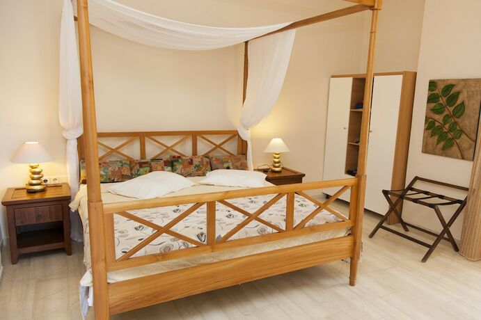 Imagen de la habitación del Hotel Troulakis Beach. Foto 31
