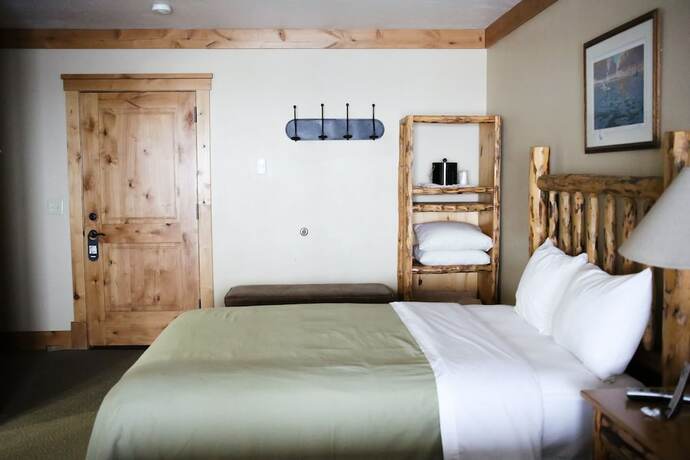Imagen de la habitación del Hotel TroutHunter. Foto 20