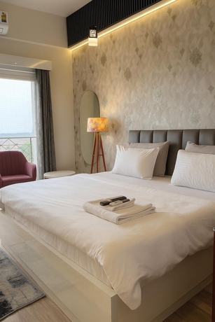 Imagen de la habitación del Hotel Trovero Suites. Foto 6