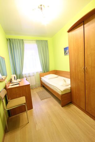 Imagen de la habitación del Hotel Troya. Foto 16