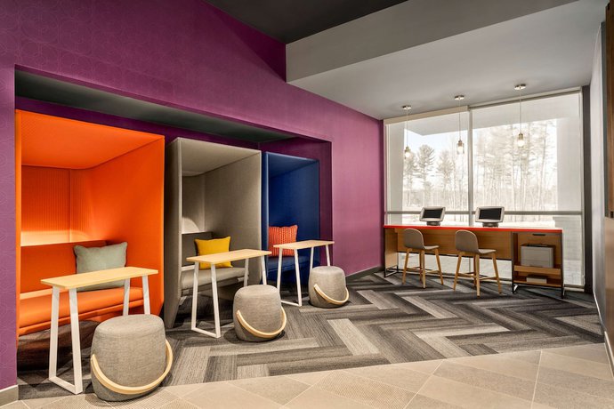 Imagen de los interiores del Hotel Tru By Hilton Albany Airport, NY. Foto 19
