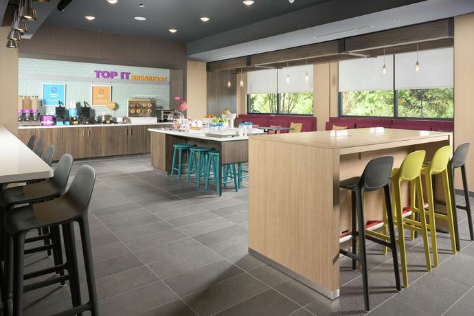 Imagen del bar/restaurante del Hotel Tru By Hilton Atlanta NW Kennesaw. Foto 5