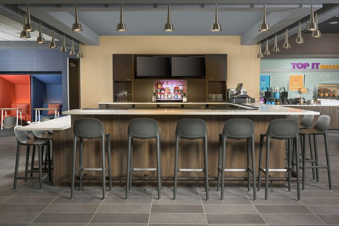 Imagen del bar/restaurante del Hotel Tru By Hilton Atlanta NW Kennesaw. Foto 6