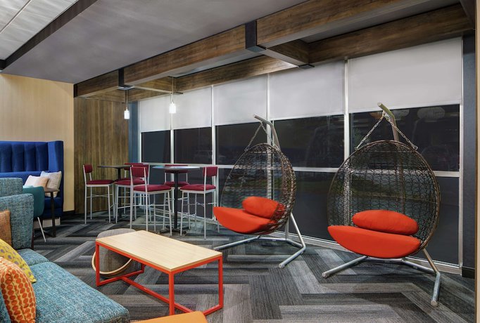 Imagen de los interiores del Hotel Tru By Hilton Austin Airport, Tx. Foto 16