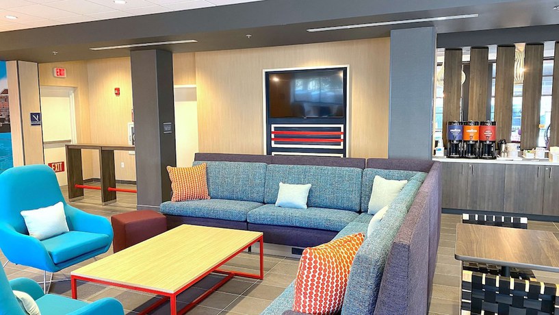 Imagen de los interiores del Hotel Tru By Hilton Baltimore Harbor East, Md. Foto 13