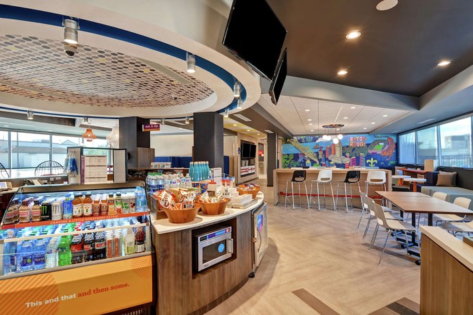 Imagen de los interiores del Hotel Tru By Hilton Baton Rouge Citiplace, La. Foto 17