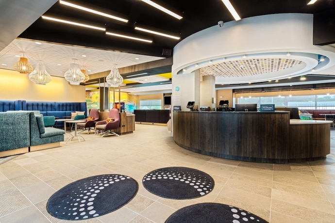Imagen de los interiores del Hotel Tru By Hilton Bradenton I-75, FL. Foto 17