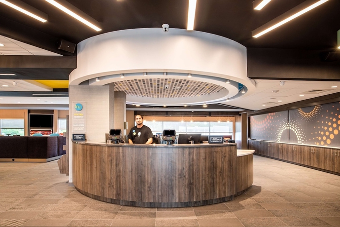 Imagen de los interiores del Hotel Tru By Hilton Bradenton I-75, FL. Foto 18