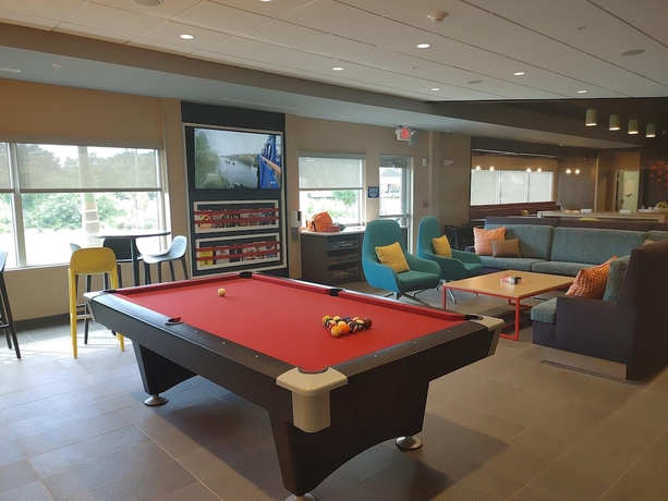 Imagen de los interiores del Hotel Tru By Hilton Bradenton I-75, FL. Foto 19