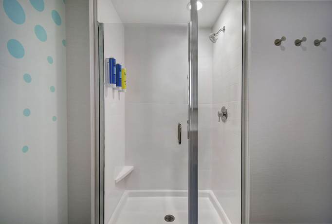 Imagen de la habitación del Hotel Tru By Hilton Burlington. Foto 5