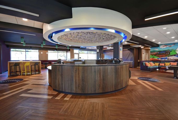 Imagen de los interiores del Hotel Tru By Hilton Burlington. Foto 20