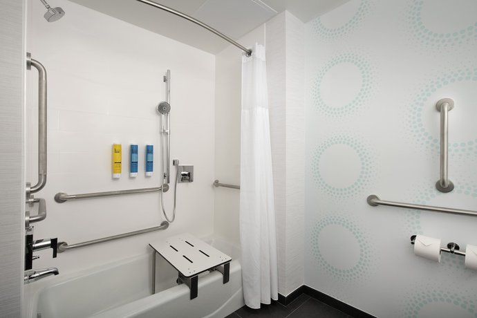 Imagen de la habitación del Hotel Tru By Hilton Charlotte Airport Lake Pointe. Foto 4