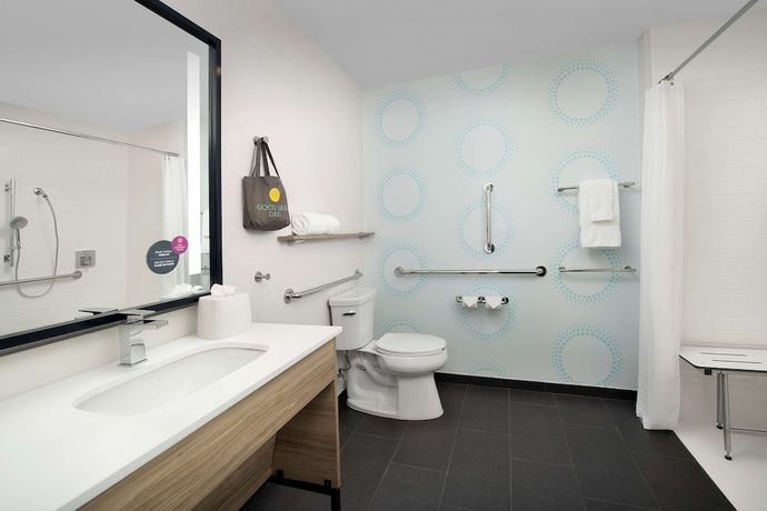 Imagen de la habitación del Hotel Tru By Hilton Charlotte Airport Lake Pointe. Foto 5