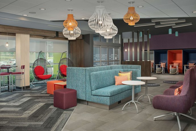Imagen de los interiores del Hotel Tru By Hilton Charlotte Airport Lake Pointe. Foto 15