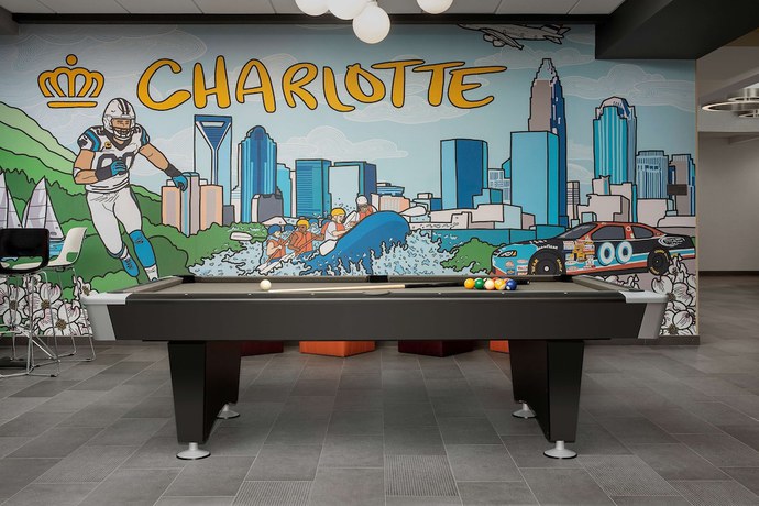 Imagen de los interiores del Hotel Tru By Hilton Charlotte Airport Lake Pointe. Foto 18