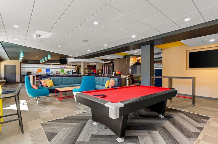 Imagen de los interiores del Hotel Tru By Hilton Christiansburg. Foto 19