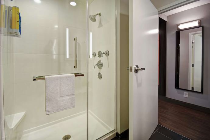 Imagen de la habitación del Hotel Tru By Hilton Cincinnati Airport South Florence. Foto 13