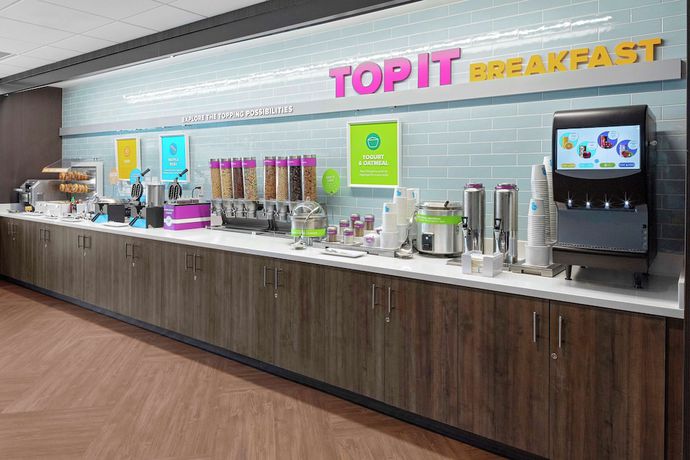Imagen del bar/restaurante del Hotel Tru By Hilton Cleveland Midtown. Foto 5
