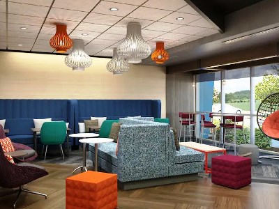 Imagen de los interiores del Hotel Tru By Hilton Comstock Park Grand Rapids, MI. Foto 6