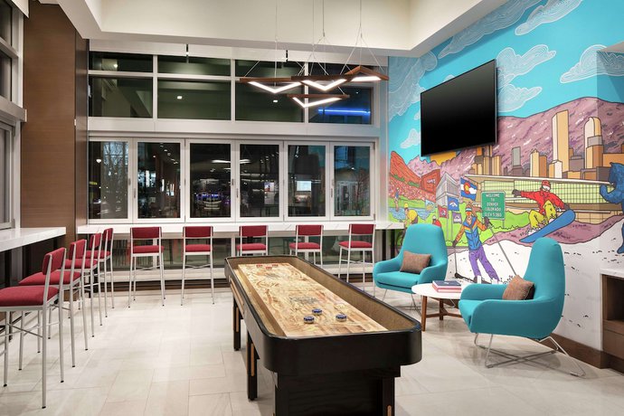 Imagen de los interiores del Hotel Tru By Hilton Denver Downtown Convention Center. Foto 20