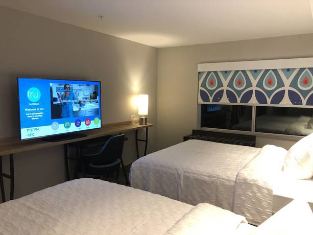 Imagen de la habitación del Hotel Tru By Hilton Edmonton Windermere. Foto 5