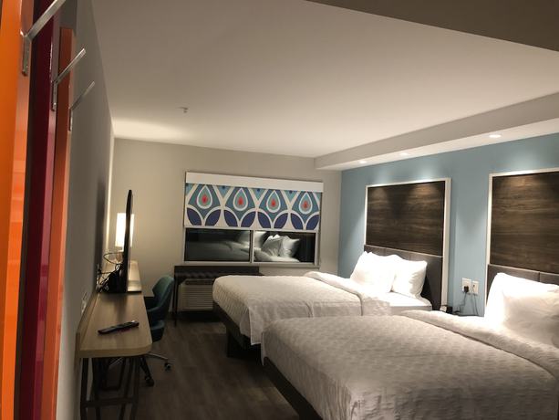 Imagen de la habitación del Hotel Tru By Hilton Edmonton Windermere. Foto 13
