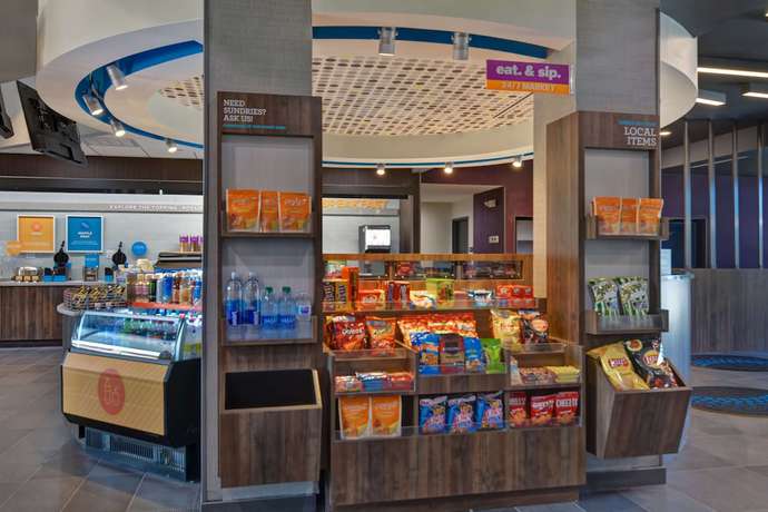 Imagen de los interiores del Hotel Tru By Hilton Fort Walton Beach, Fl. Foto 13