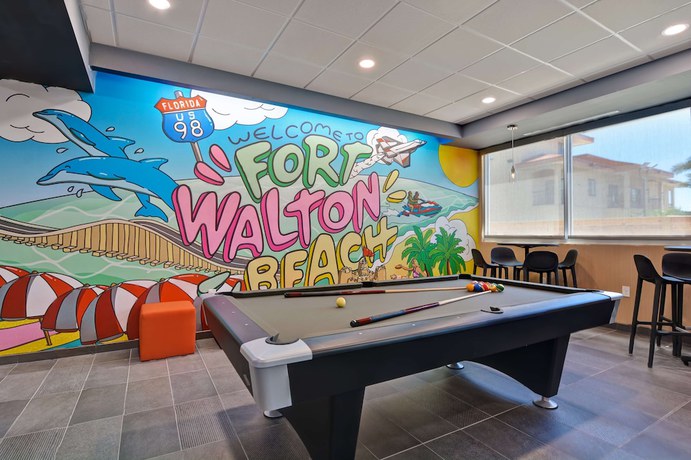 Imagen de los interiores del Hotel Tru By Hilton Fort Walton Beach, Fl. Foto 15