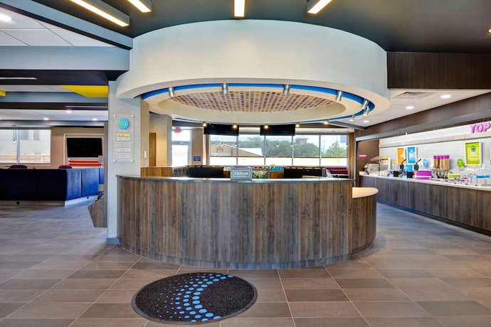 Imagen de los interiores del Hotel Tru By Hilton Fort Walton Beach, Fl. Foto 19