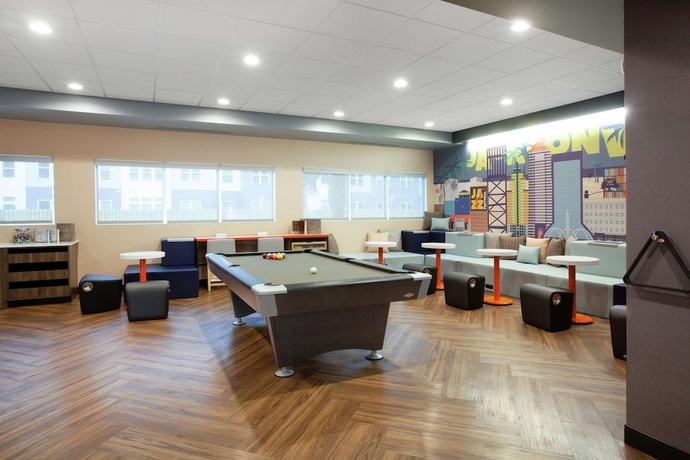 Imagen general del Hotel Tru By Hilton Jacksonville St Johns Town Center. Foto 2