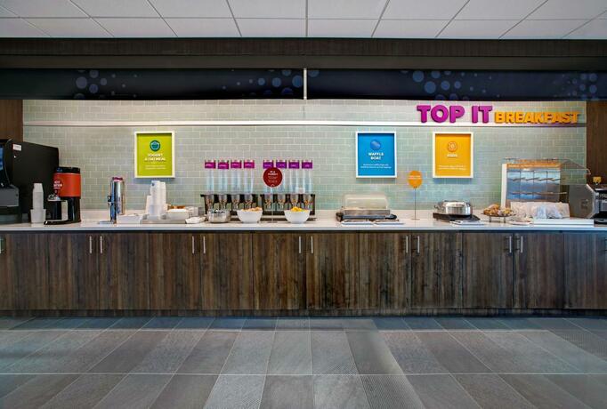 Imagen del bar/restaurante del Hotel Tru By Hilton Knoxville West Turkey Creek. Foto 12