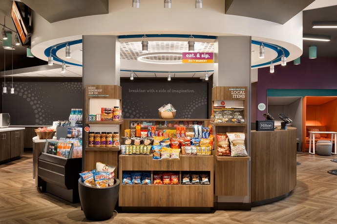 Imagen del bar/restaurante del Hotel Tru By Hilton Las Vegas Airport, Nv. Foto 3