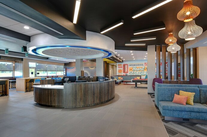Imagen de los interiores del Hotel Tru By Hilton Macon North, GA. Foto 19
