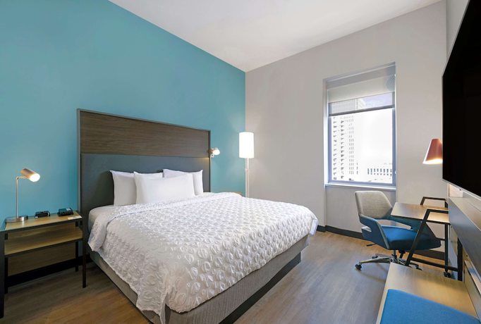 Imagen de la habitación del Hotel Tru By Hilton Minneapolis Downtown. Foto 1